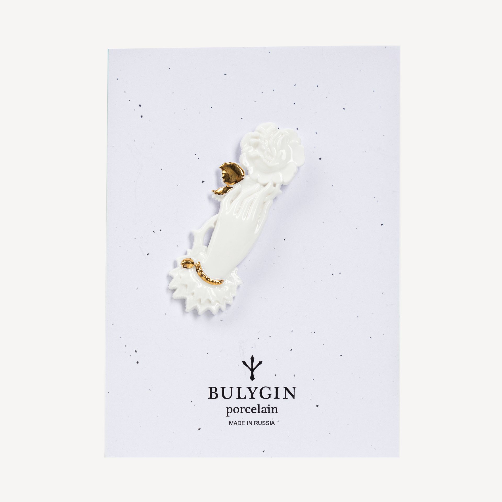 Брошь Роза в руке #0