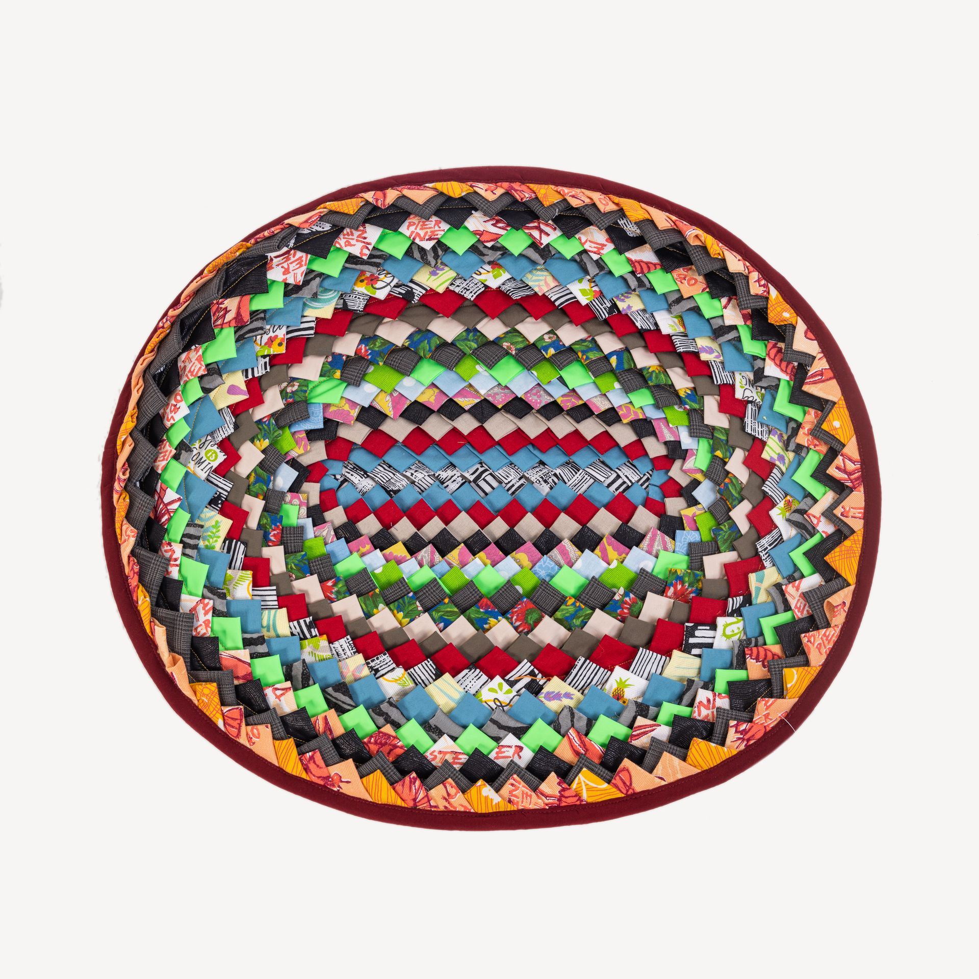 Коврик шитый овальный #1