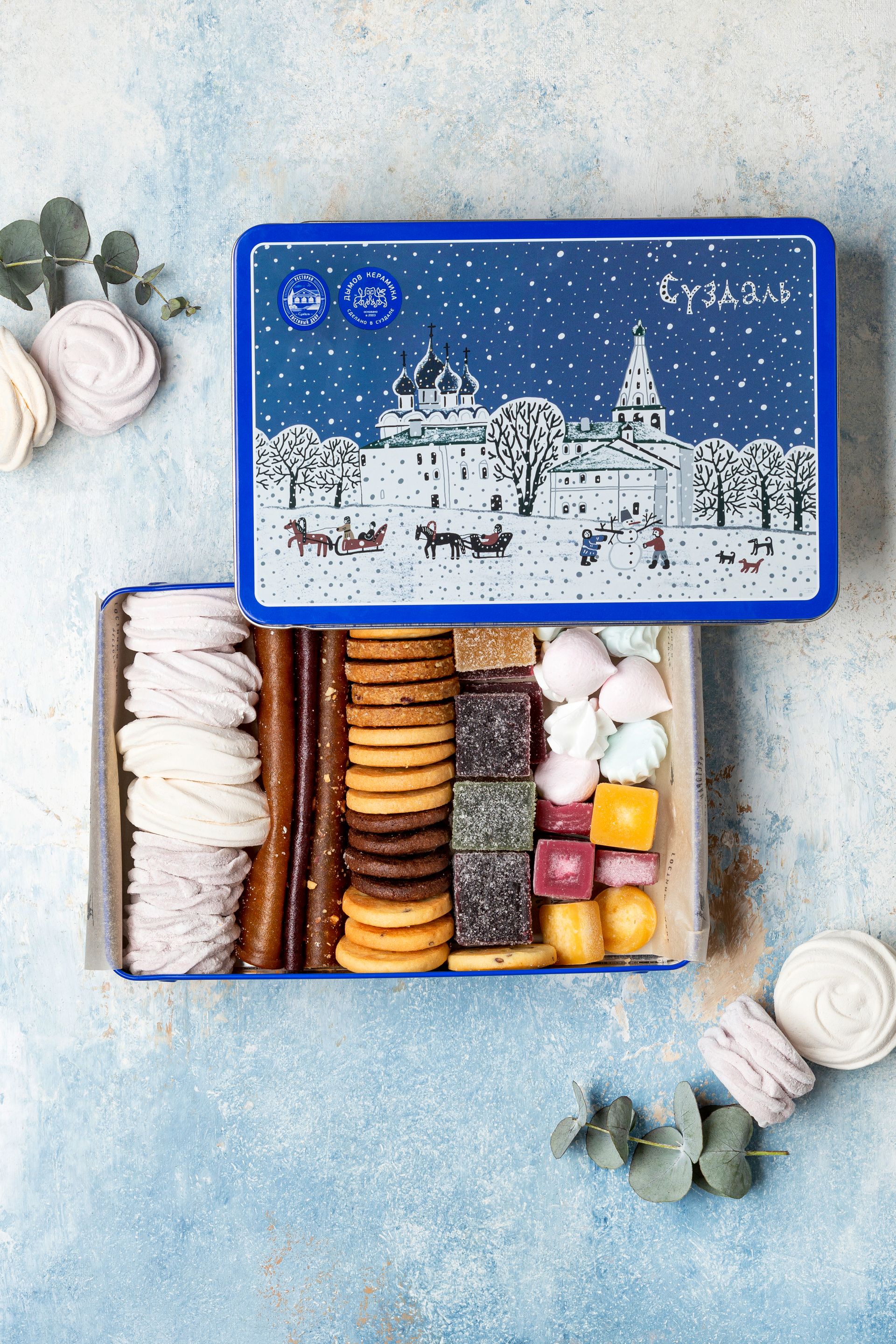 Ассорти сладостей Зима. Суздаль #3