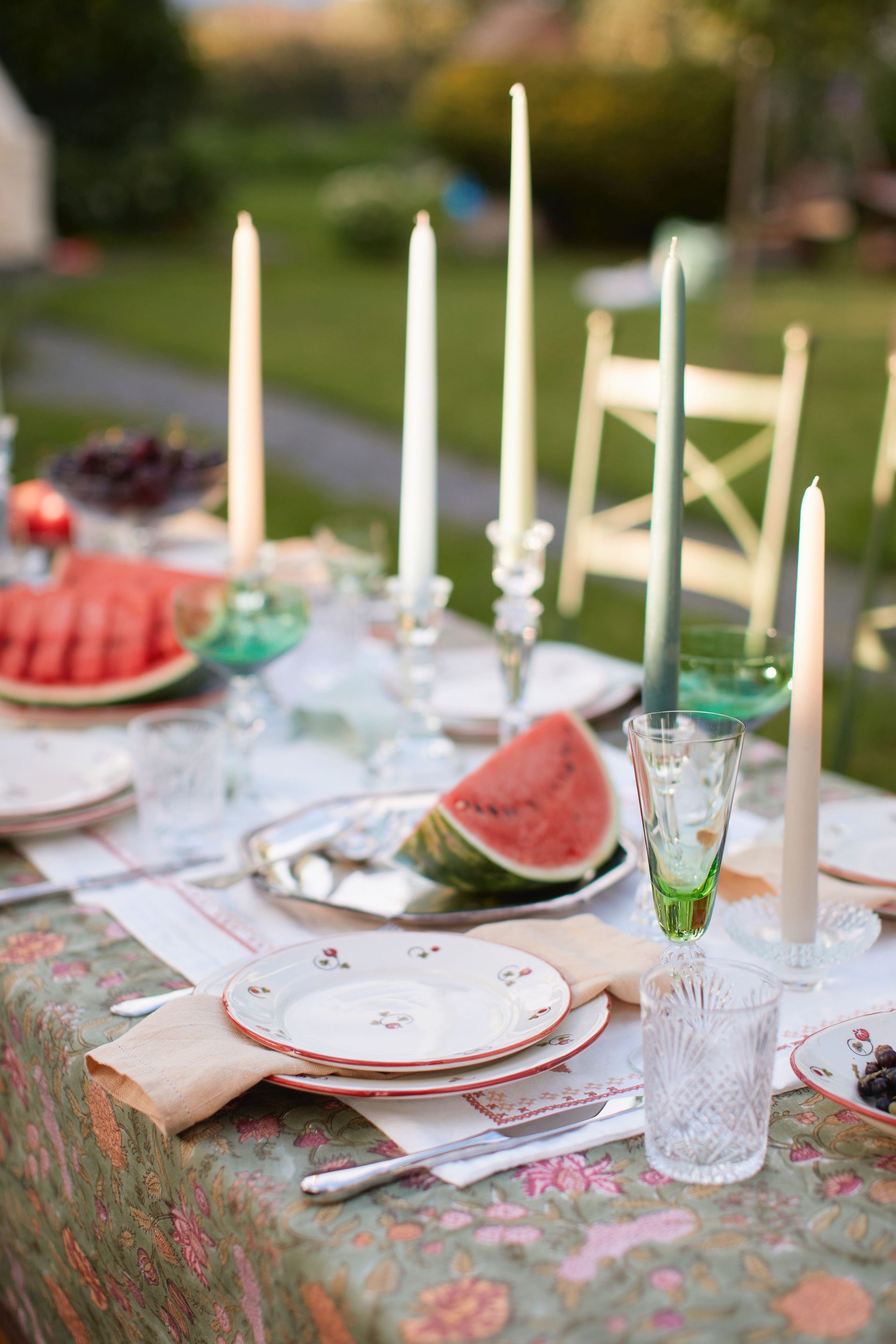 Тарелка плоская с полями "Шиповник" #14