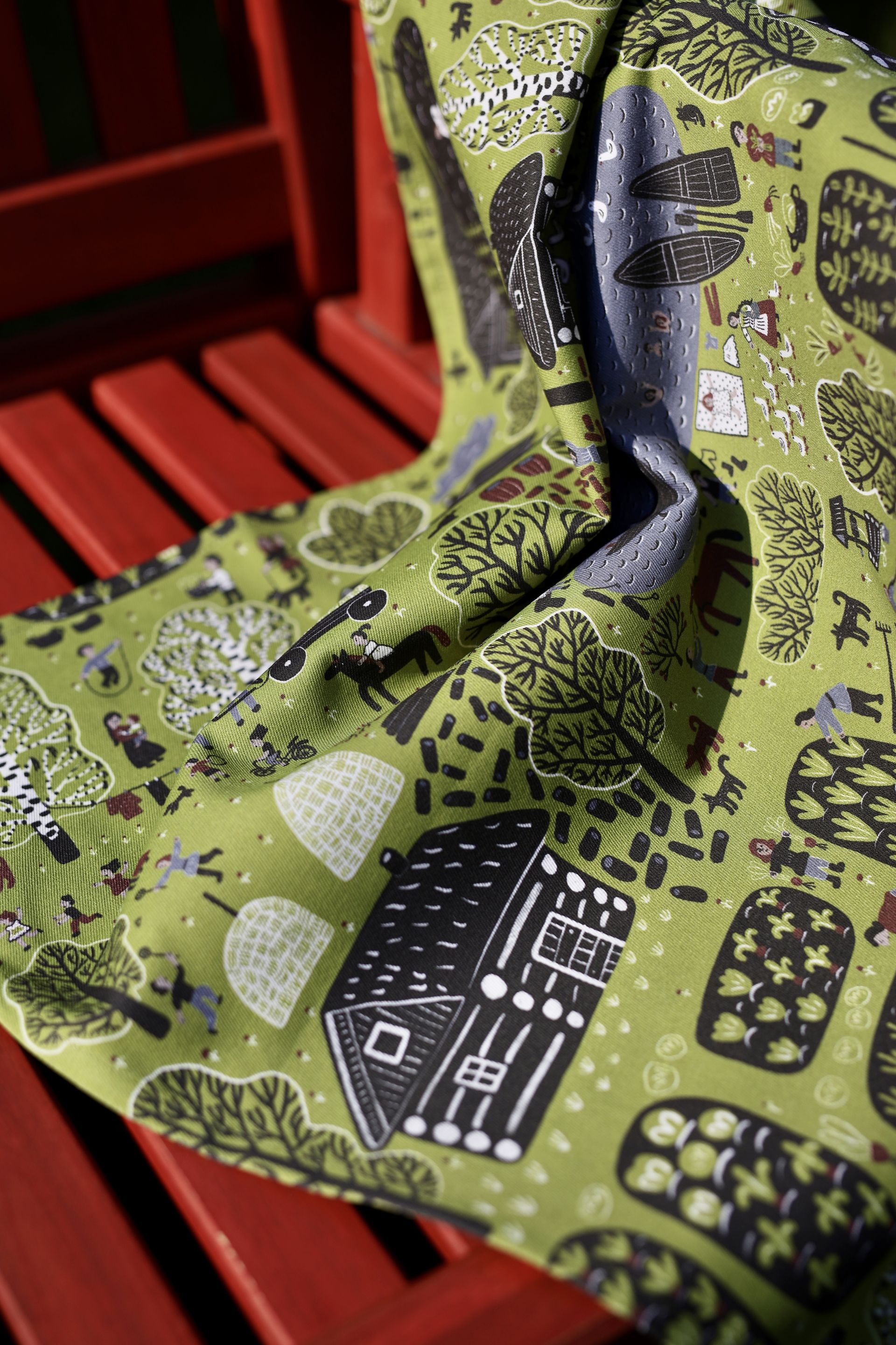 Скатерть. Серия Сельская жизнь. Зеленая деревня, Соня Уткина #3