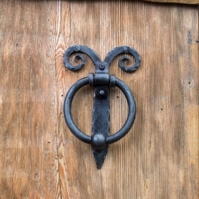 Дверная стучалка #1