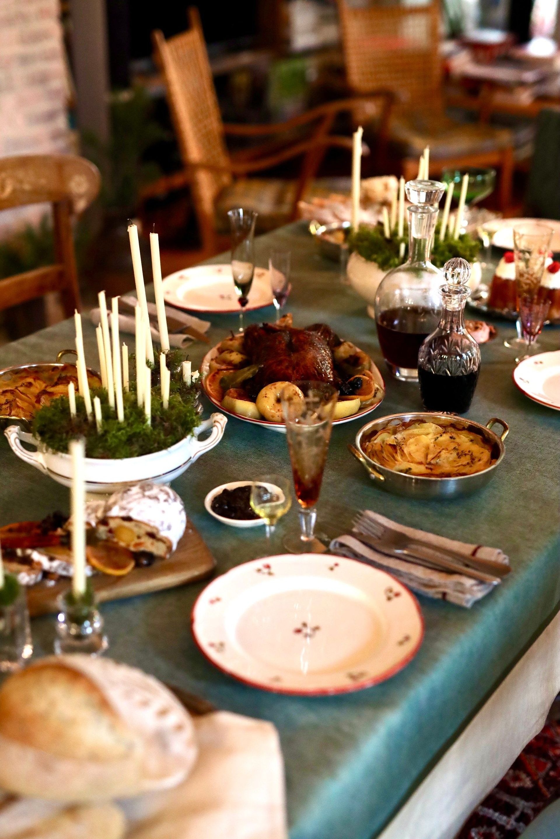 Тарелка плоская с полями "Шиповник" #10