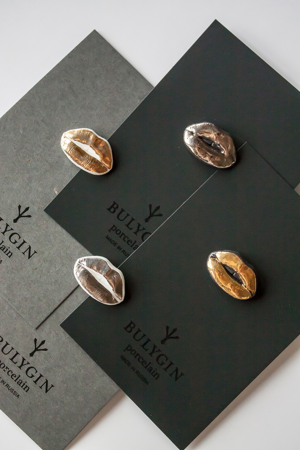 Брошь Губы #0