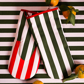 Прихватка варежка в полоску