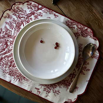 Ланчмат с вышивкой #