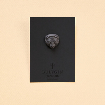 Брошь Львица #