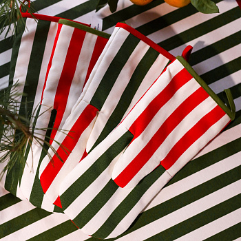 Прихватка варежка в полоску #