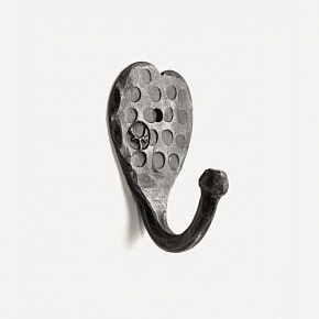 Кованый крючок