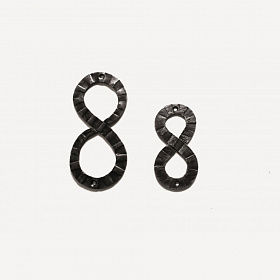 Кованая цифра "8"